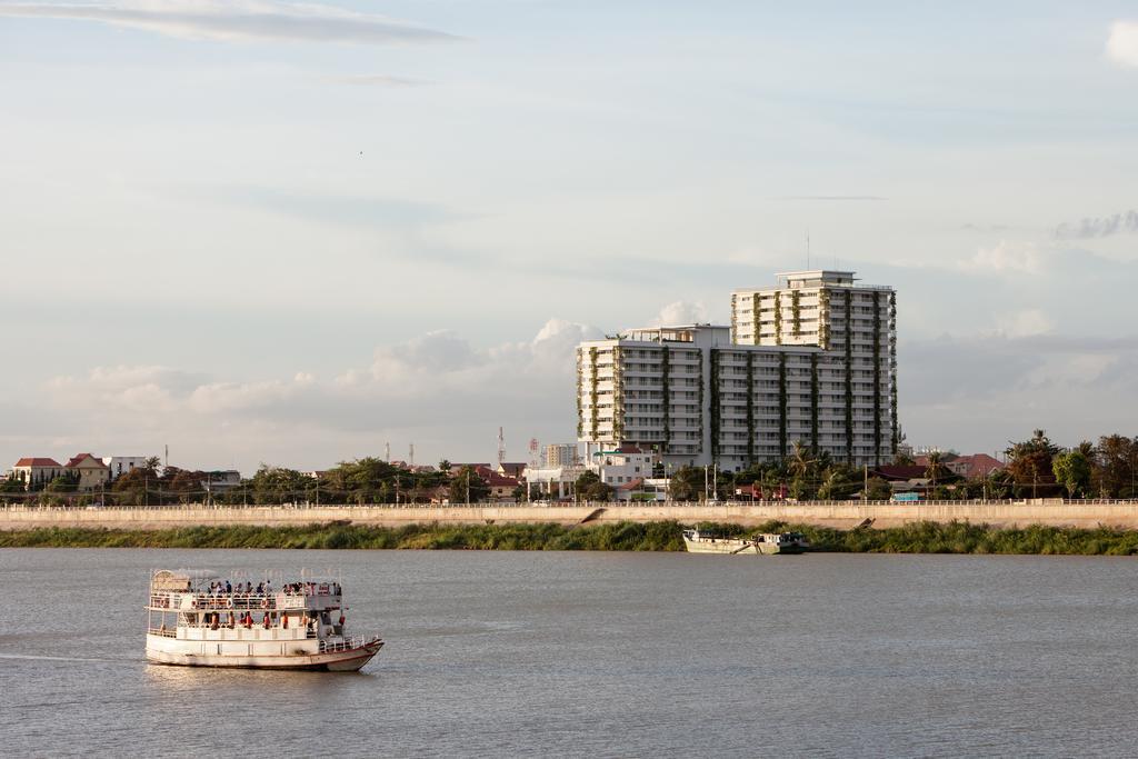 Bellevue Serviced Apartments Phnom Penh Exterior photo